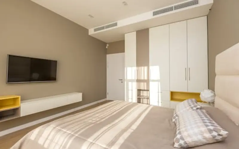 Rug and mattress cleaning service in Leeds bedroom